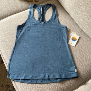 Vuori Lux Performance Tank